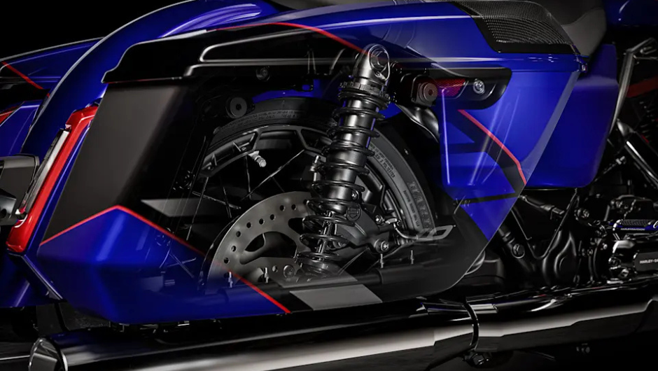 CVO™ Road Glide™ 2025